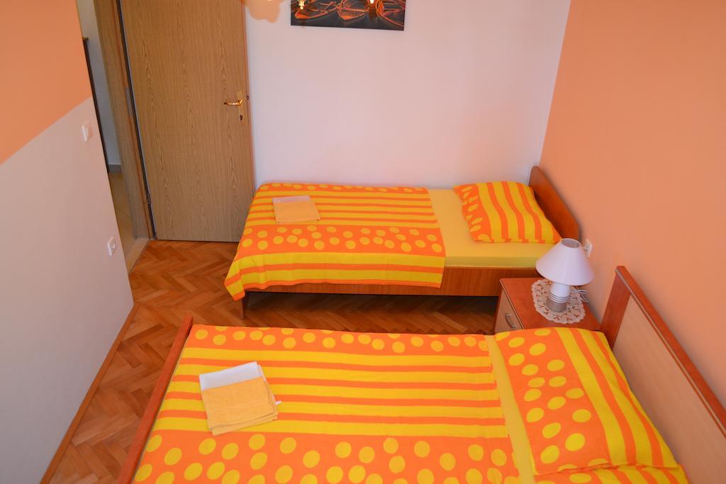 Apartments Karlo Omiš Oda fotoğraf