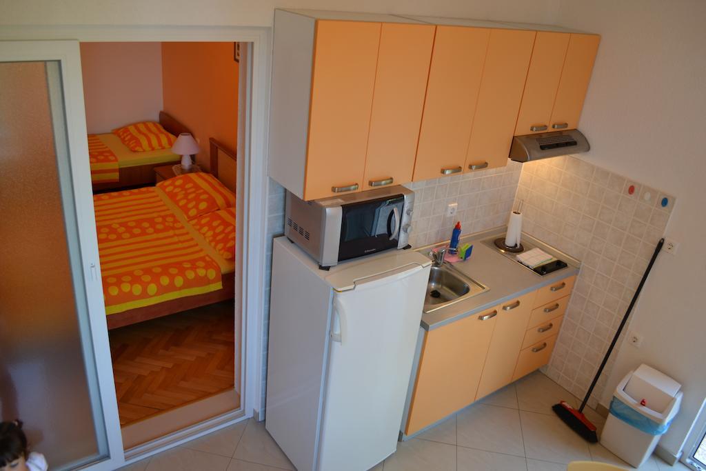 Apartments Karlo Omiš Oda fotoğraf